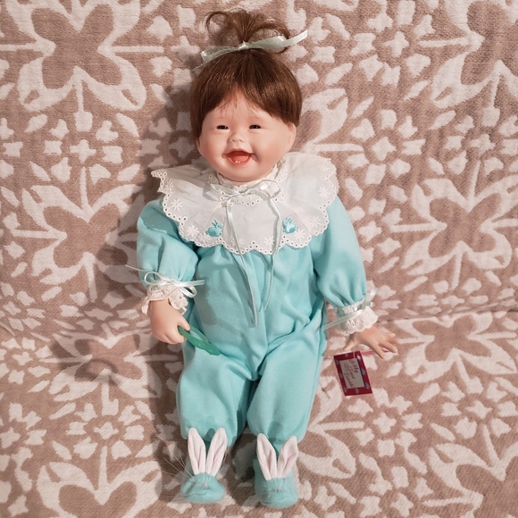 Ashton-Drake "My First Tooth" Patricia 14" Porcelain Doll - NEW in Box - Picture 2 of 10